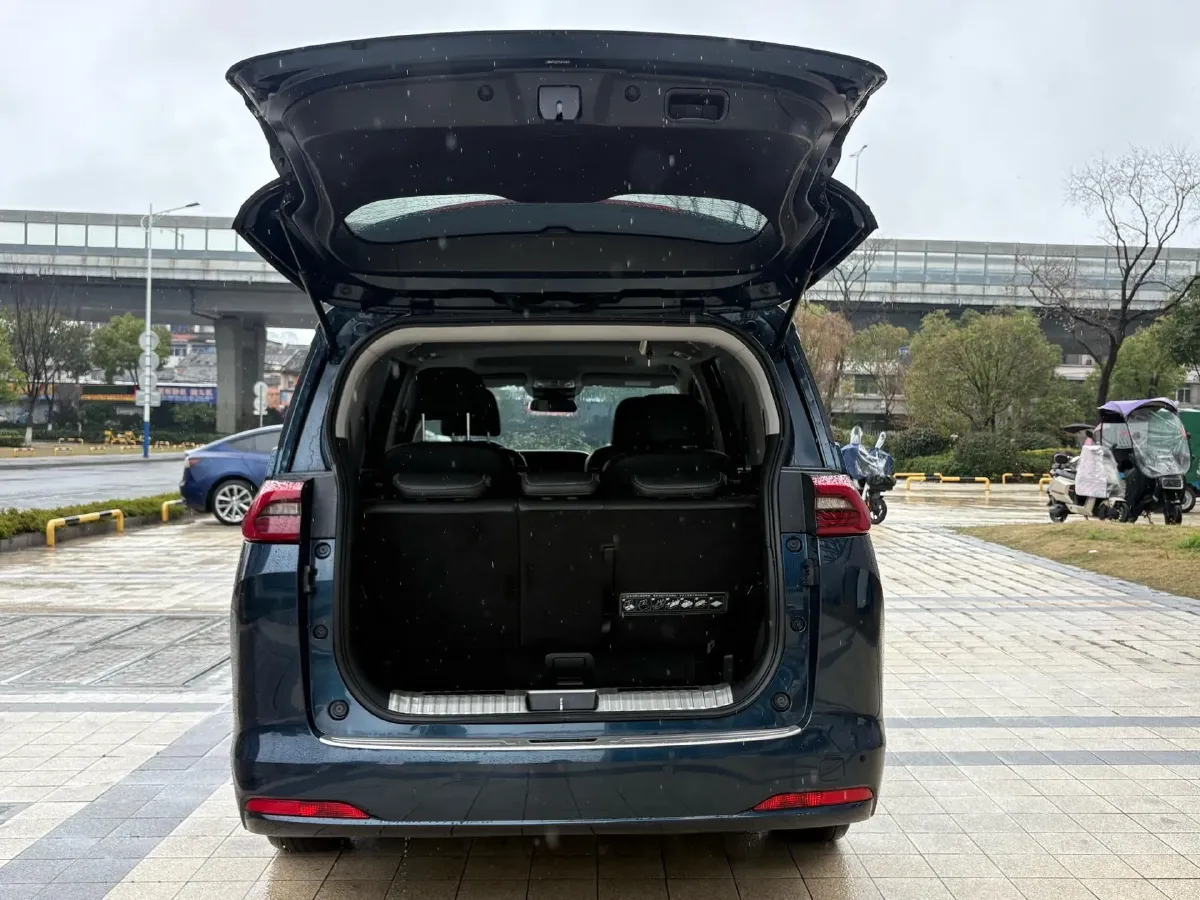 2023 GAC Trumpchi M6 1.5T 177HP L4 7DCT,autocango,china used car exporter,china ev exporter,chinese used car exporter,chinese used ev exporter