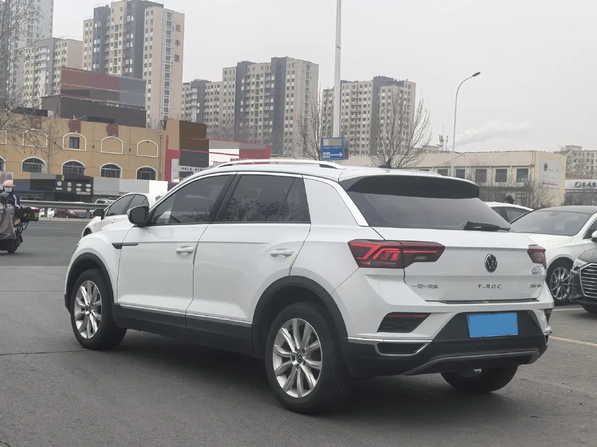 2021 Volkswagen T-Roc 1.4T 150HP L4 7DCT,autocango,china used car exporter,china ev exporter,chinese used car exporter,chinese used ev exporter