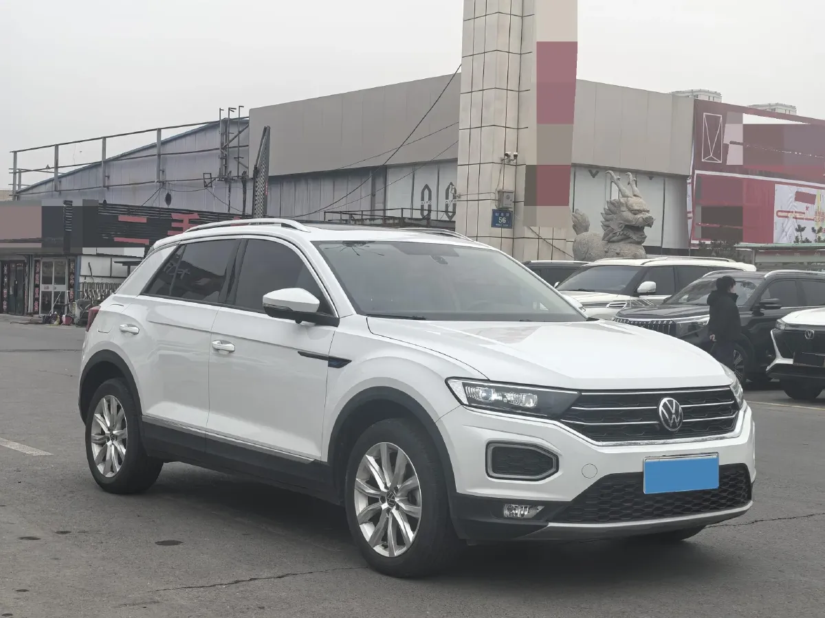 2021 Volkswagen T-Roc 1.4T 150HP L4 7DCT,autocango,china used car exporter,china ev exporter,chinese used car exporter,chinese used ev exporter