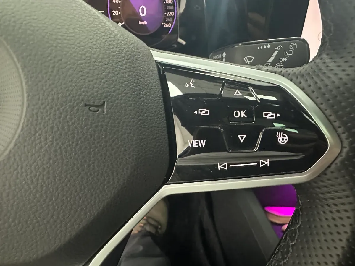 2021 Volkswagen Golf 1.4T 150HP L4 7DCT,autocango,china used car exporter,china ev exporter,chinese used car exporter,chinese used ev exporter