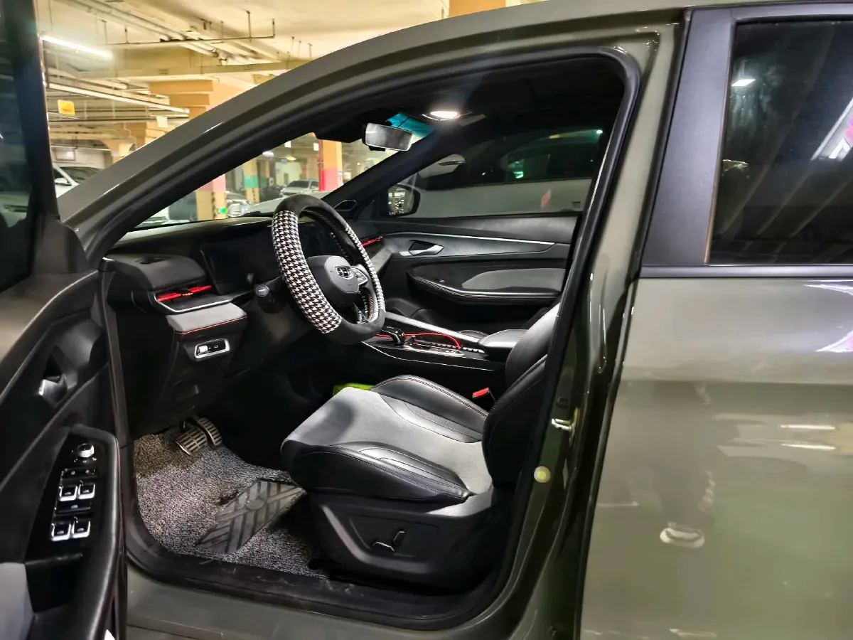 2022 Geely Binray 1.5T 181HP L4 7DCT,autocango,china used car exporter,china ev exporter,chinese used car exporter,chinese used ev exporter