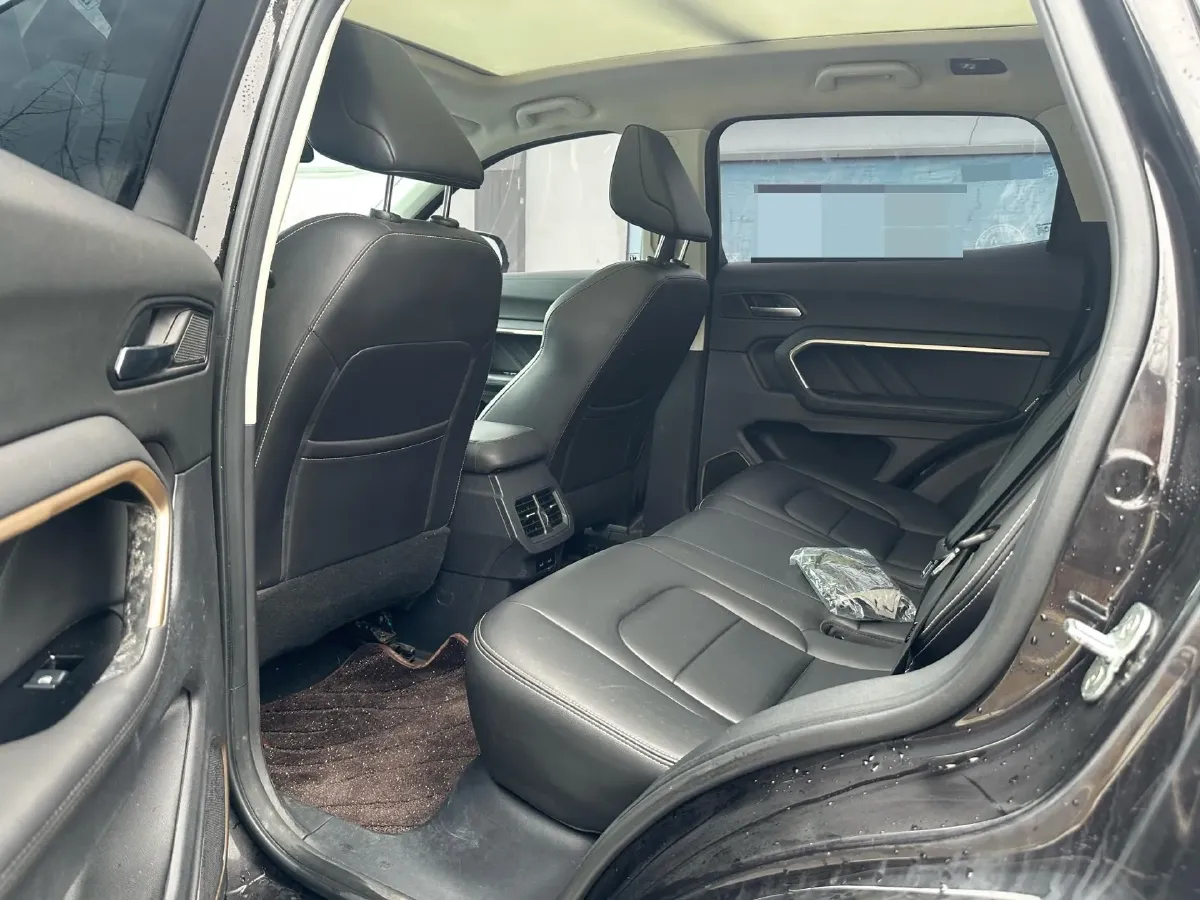 2019 Haval H6 1.5T 169HP L4 7DCT,autocango,china used car exporter,china ev exporter,chinese used car exporter,chinese used ev exporter