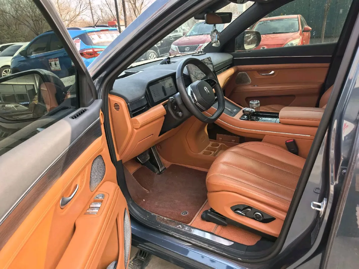 2024 AITO AITO M7 1.5T 152HP L4 REEV 42KWH,autocango,china used car exporter,china ev exporter,chinese used car exporter,chinese used ev exporter