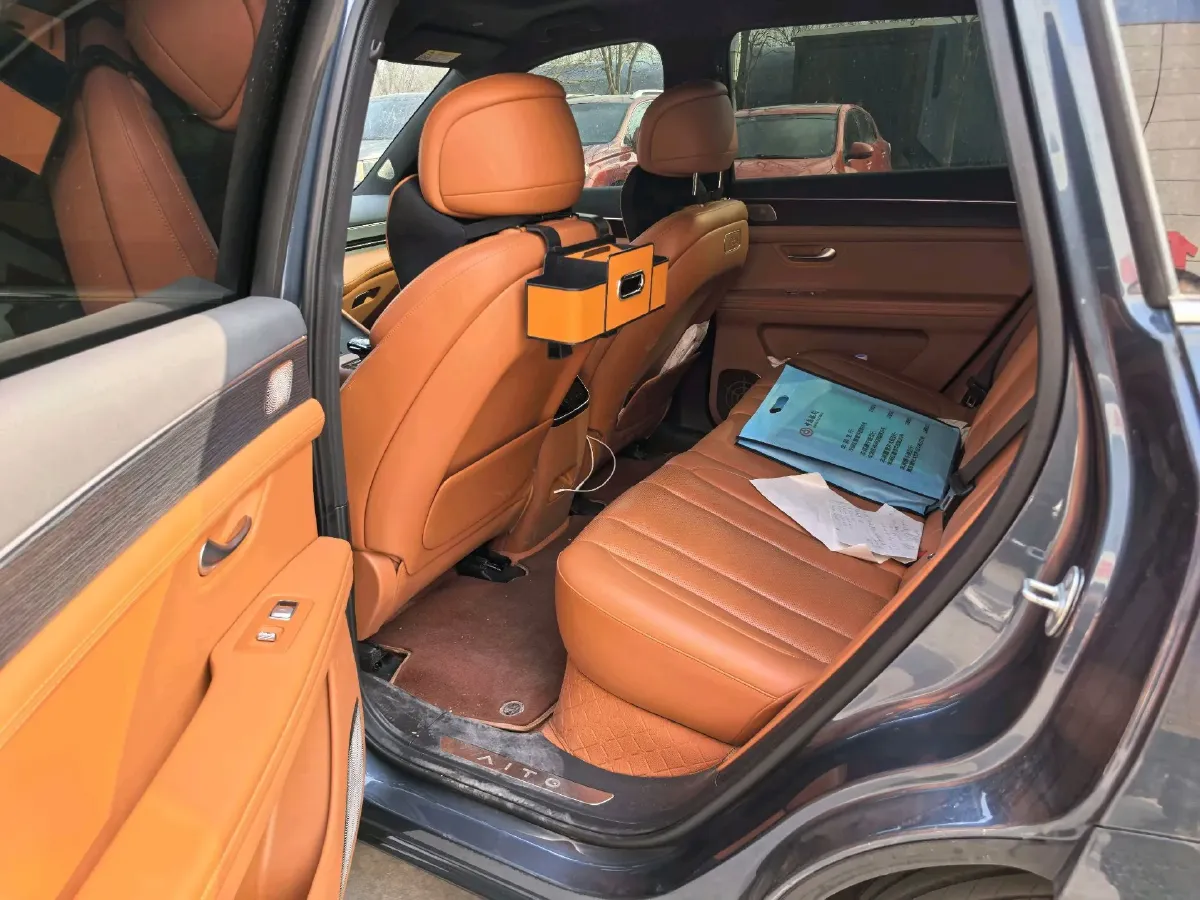 2024 AITO AITO M7 1.5T 152HP L4 REEV 42KWH,autocango,china used car exporter,china ev exporter,chinese used car exporter,chinese used ev exporter