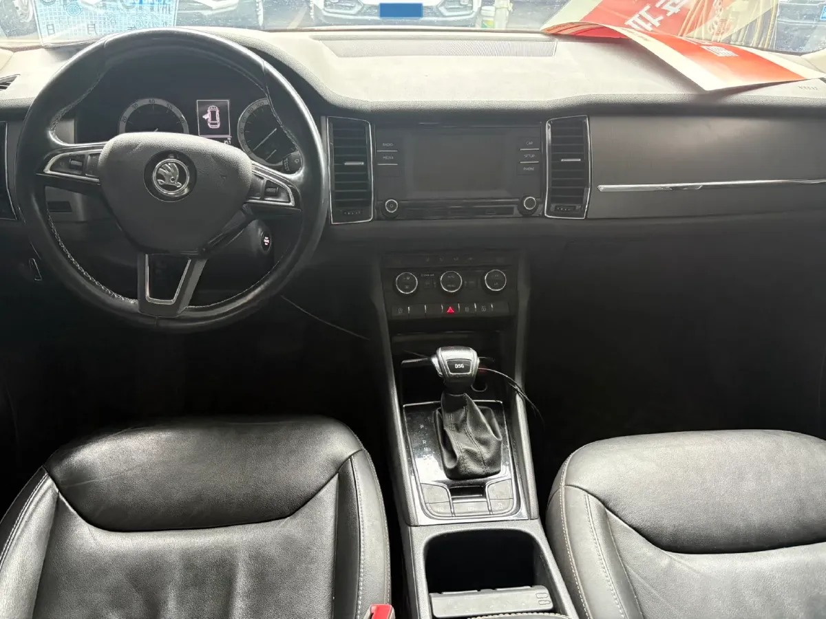 2017 Skoda Kodiak 1.8T 180HP L4 7DCT,autocango,china used car exporter,china ev exporter,chinese used car exporter,chinese used ev exporter