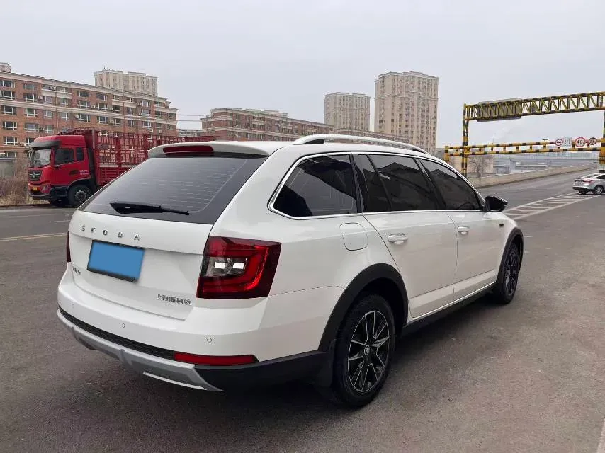 2018 Skoda Octavia 1.2T 116HP L4 7DCT,autocango,china used car exporter,china ev exporter,chinese used car exporter,chinese used ev exporter