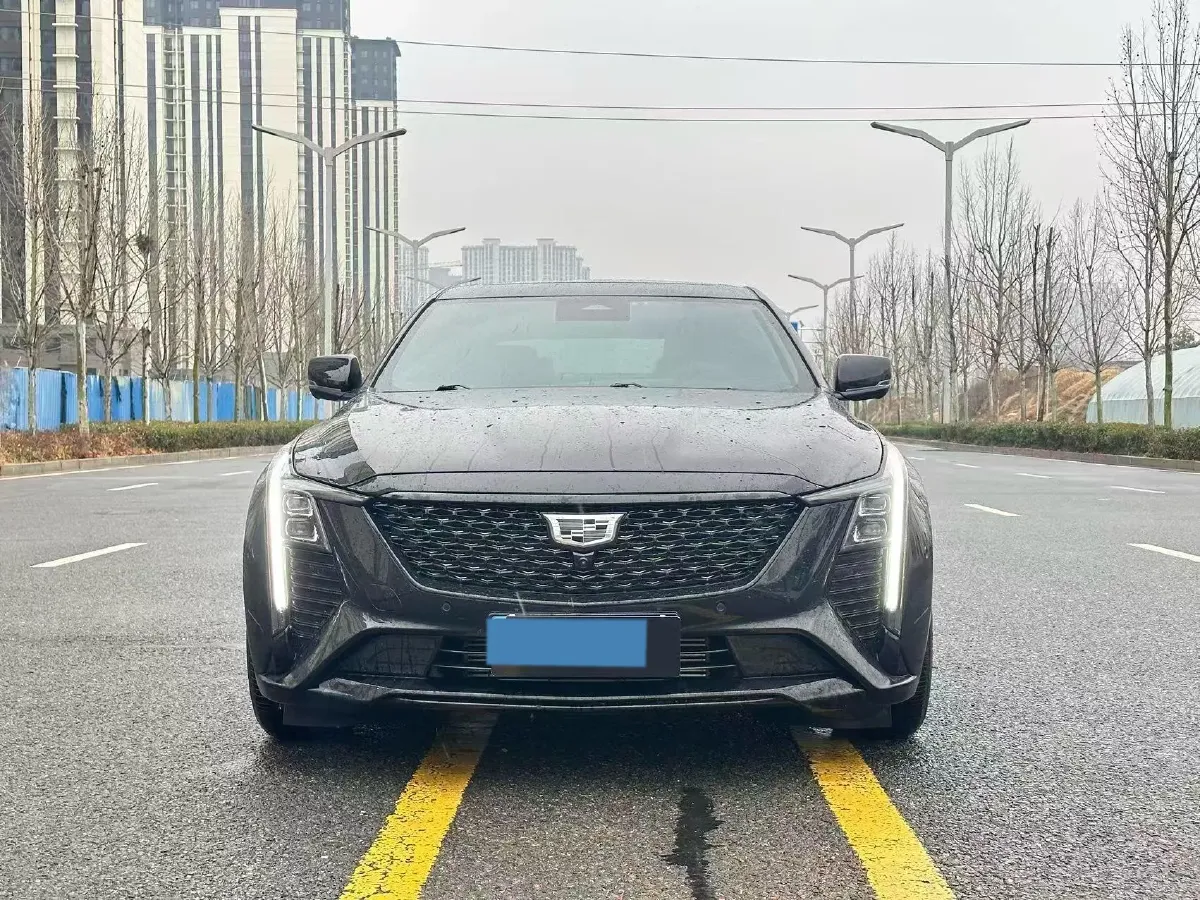 2025 Cadillac CT5 2.0T 237HP L4 10AT,autocango,china used car exporter,china ev exporter,chinese used car exporter,chinese used ev exporter