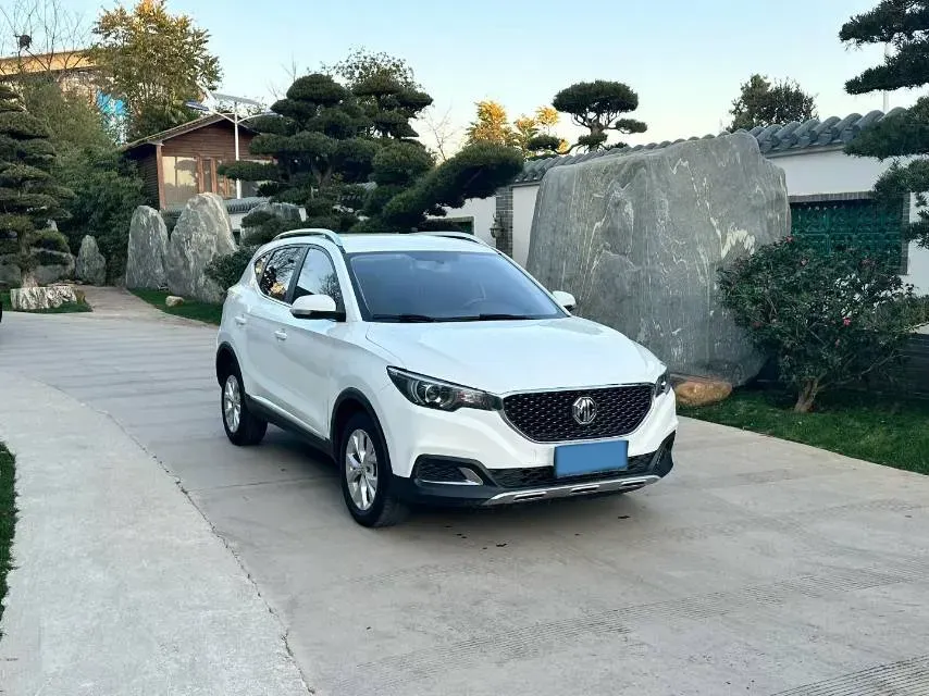 2017 MG ZS 1.5L 120HP L4 5MT,autocango,china used car exporter,china ev exporter,chinese used car exporter,chinese used ev exporter