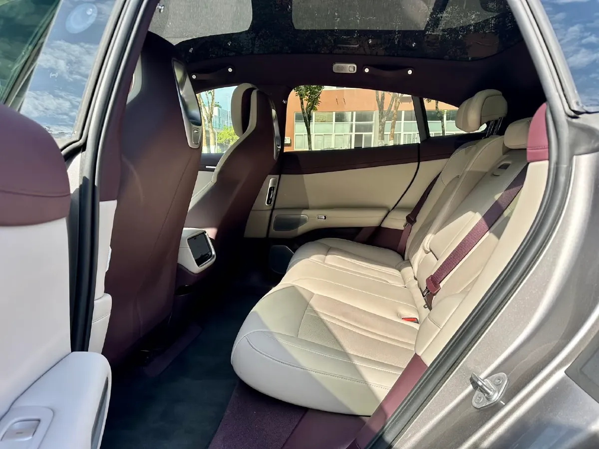 2025 MI YU7 BEV 96.3KWH,autocango,china used car exporter,china ev exporter,chinese used car exporter,chinese used ev exporter