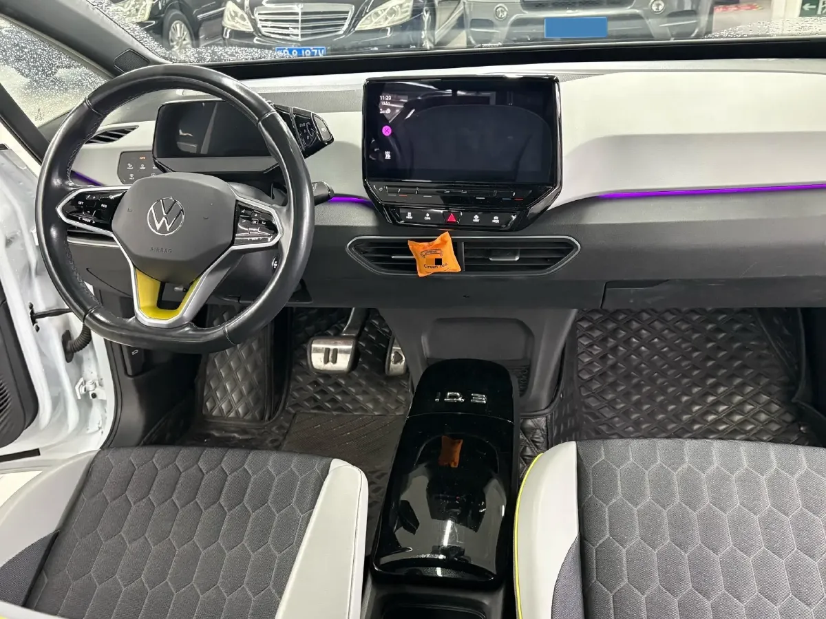 2022 Volkswagen ID.3 BEV 57.3KWH,autocango,china used car exporter,china ev exporter,chinese used car exporter,chinese used ev exporter