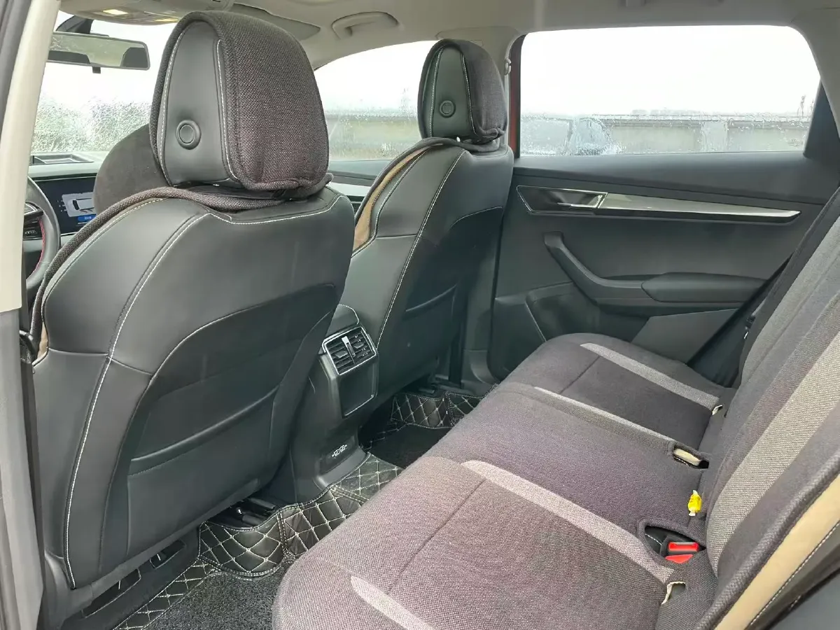 2019 Skoda Karoq 1.4T 150HP L4 7DCT,autocango,china used car exporter,china ev exporter,chinese used car exporter,chinese used ev exporter