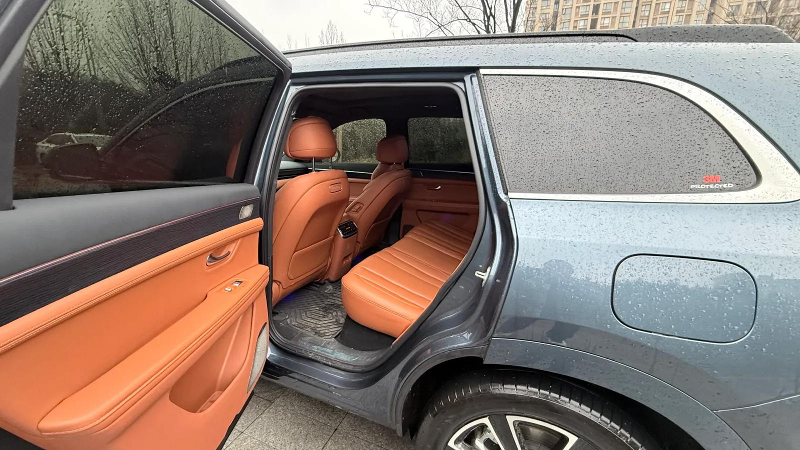 2024 AITO AITO M7 1.5T 152HP L4 REEV 42KWH,autocango,china used car exporter,china ev exporter,chinese used car exporter,chinese used ev exporter