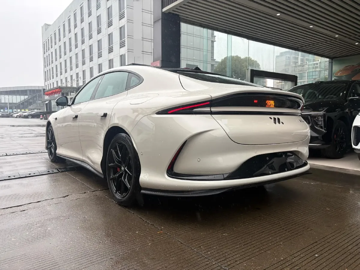 2025 IM L6 BEV,autocango,china used car exporter,china ev exporter,chinese used car exporter,chinese used ev exporter