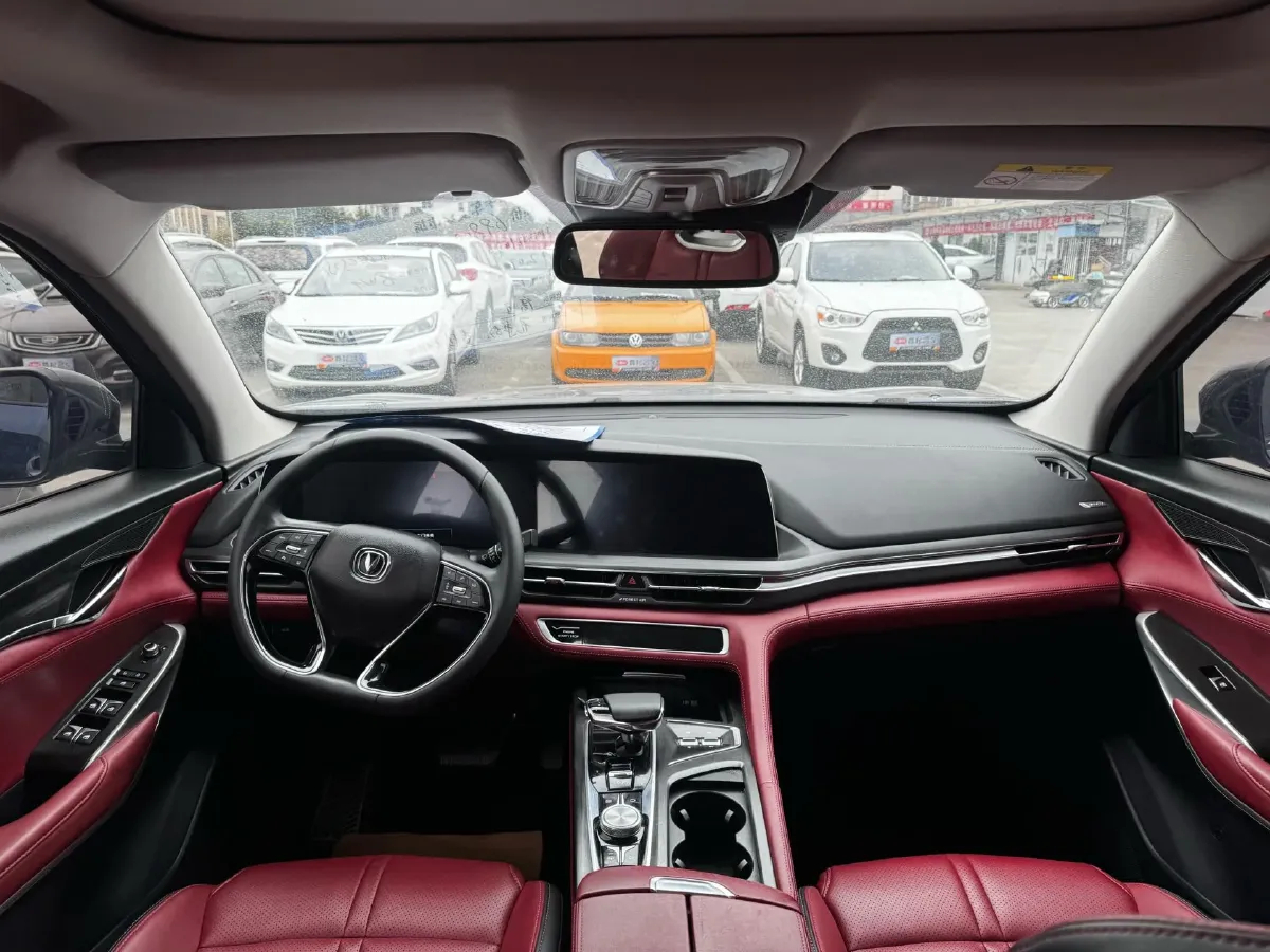 2020 ChangAn CS75 Plus 2.0T 233HP L4 8AT,autocango,china used car exporter,china ev exporter,chinese used car exporter,chinese used ev exporter