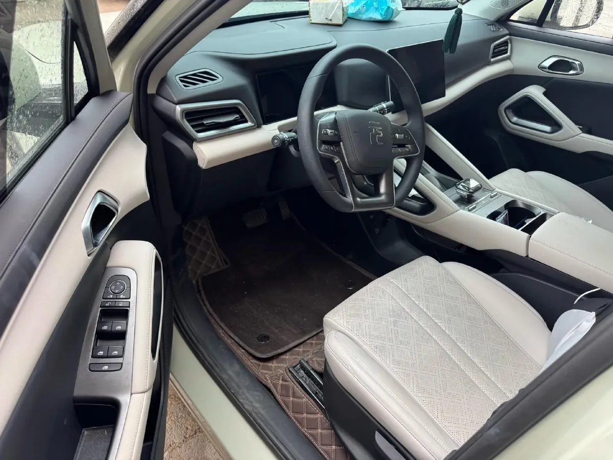 2024 BYD YuanUP BEV 45.12KWH,autocango,china used car exporter,china ev exporter,chinese used car exporter,chinese used ev exporter