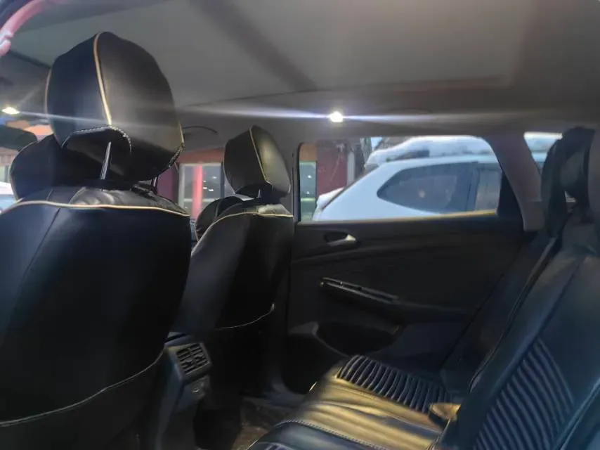 2021 Jetta VS7 1.4T 150HP L4 6AT,autocango,china used car exporter,china ev exporter,chinese used car exporter,chinese used ev exporter