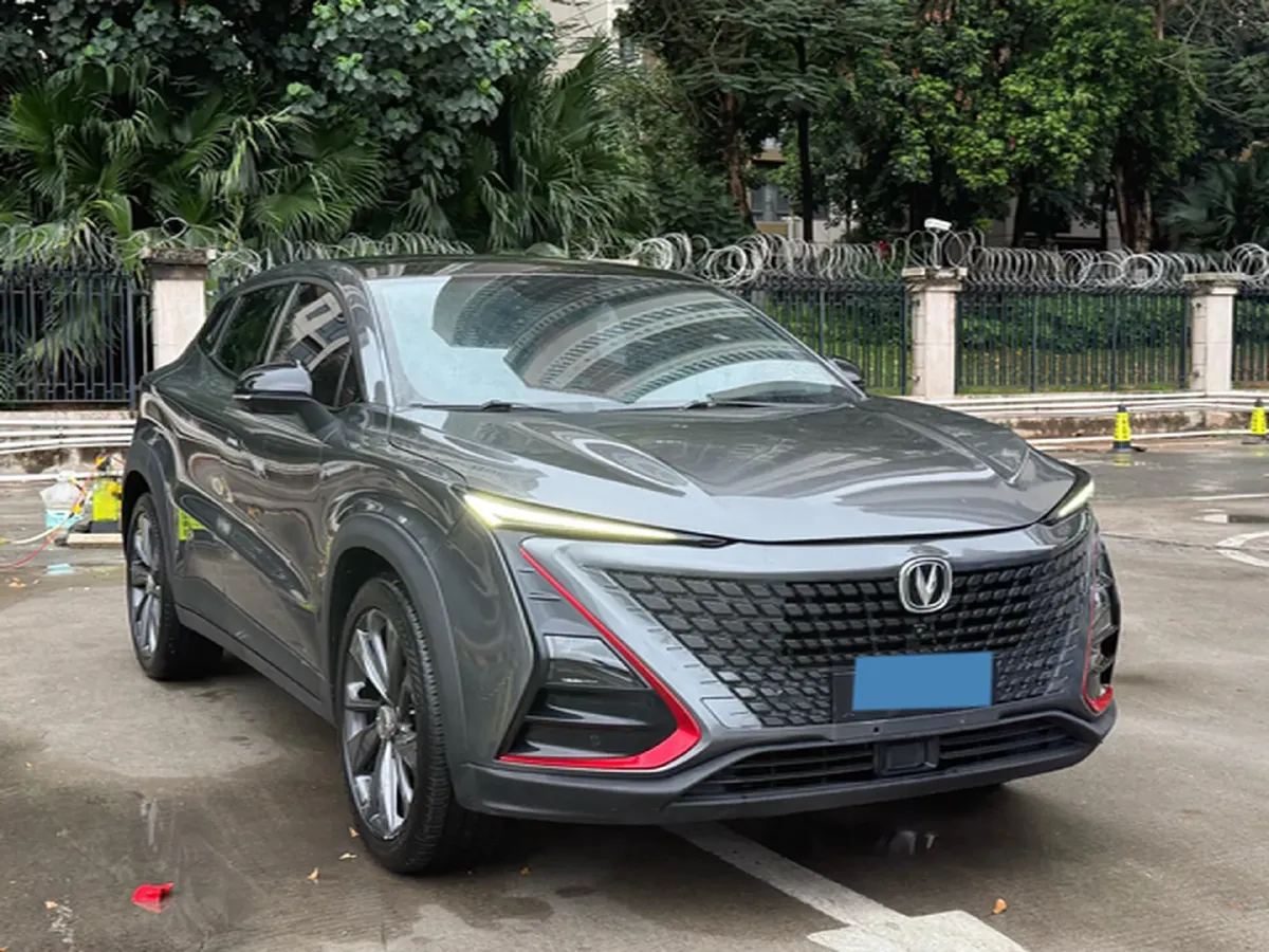 2020 ChangAn UNI-T 1.5T 180HP L4 7DCT,autocango,china used car exporter,china ev exporter,chinese used car exporter,chinese used ev exporter
