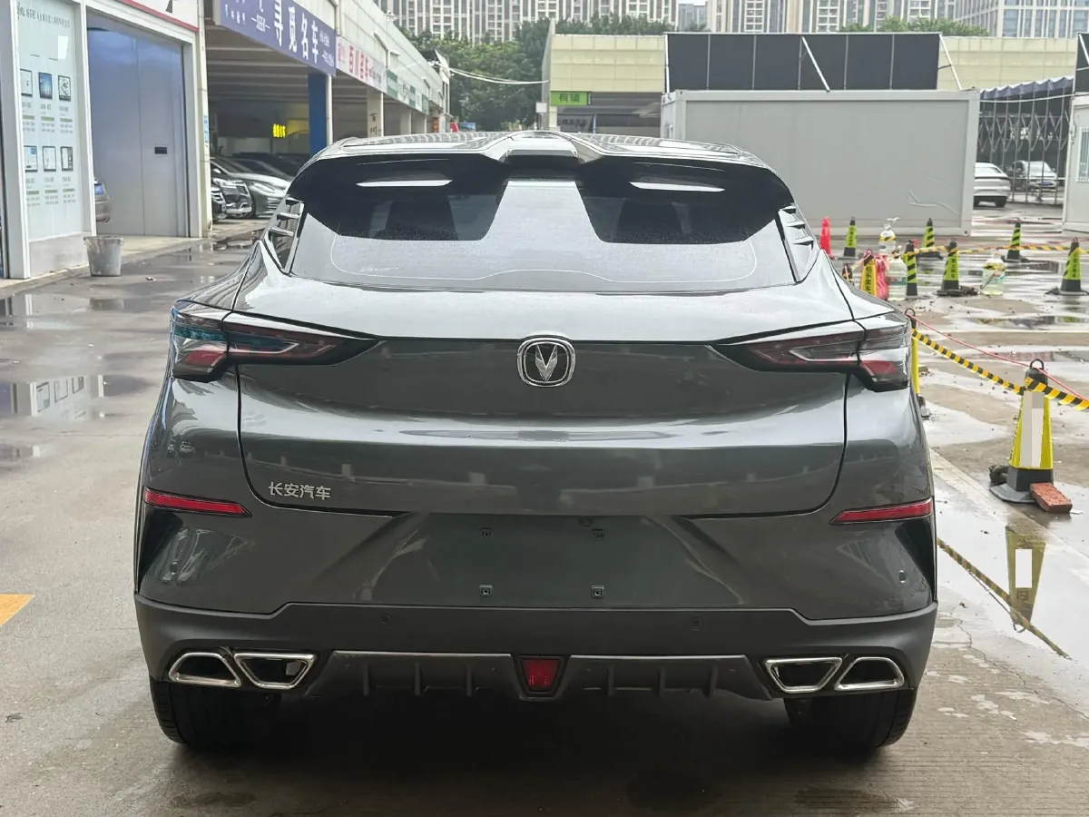 2020 ChangAn UNI-T 1.5T 180HP L4 7DCT,autocango,china used car exporter,china ev exporter,chinese used car exporter,chinese used ev exporter