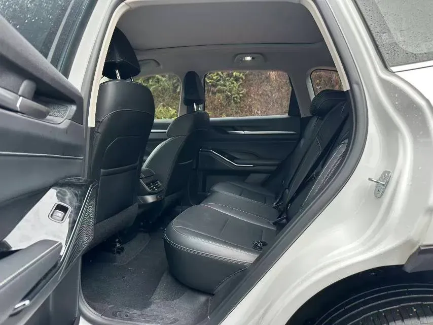 2022 Haval H6 1.5T 184HP L4 7DCT,autocango,china used car exporter,china ev exporter,chinese used car exporter,chinese used ev exporter