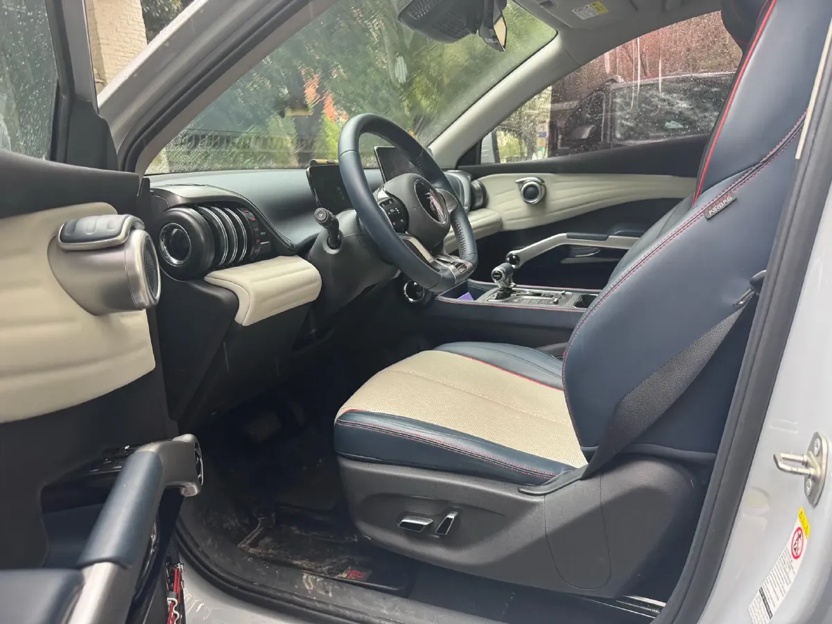 2022 Foton Grand General G7 2.0T 238HP L4 8AT,autocango,china used car exporter,china ev exporter,chinese used car exporter,chinese used ev exporter