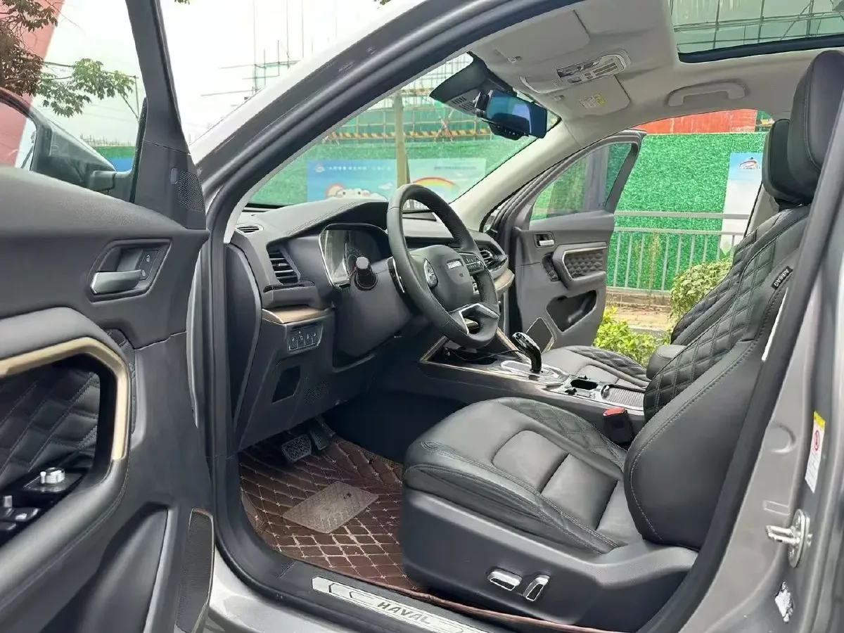 2020 Haval H6 1.5T 169HP L4 7DCT,autocango,china used car exporter,china ev exporter,chinese used car exporter,chinese used ev exporter