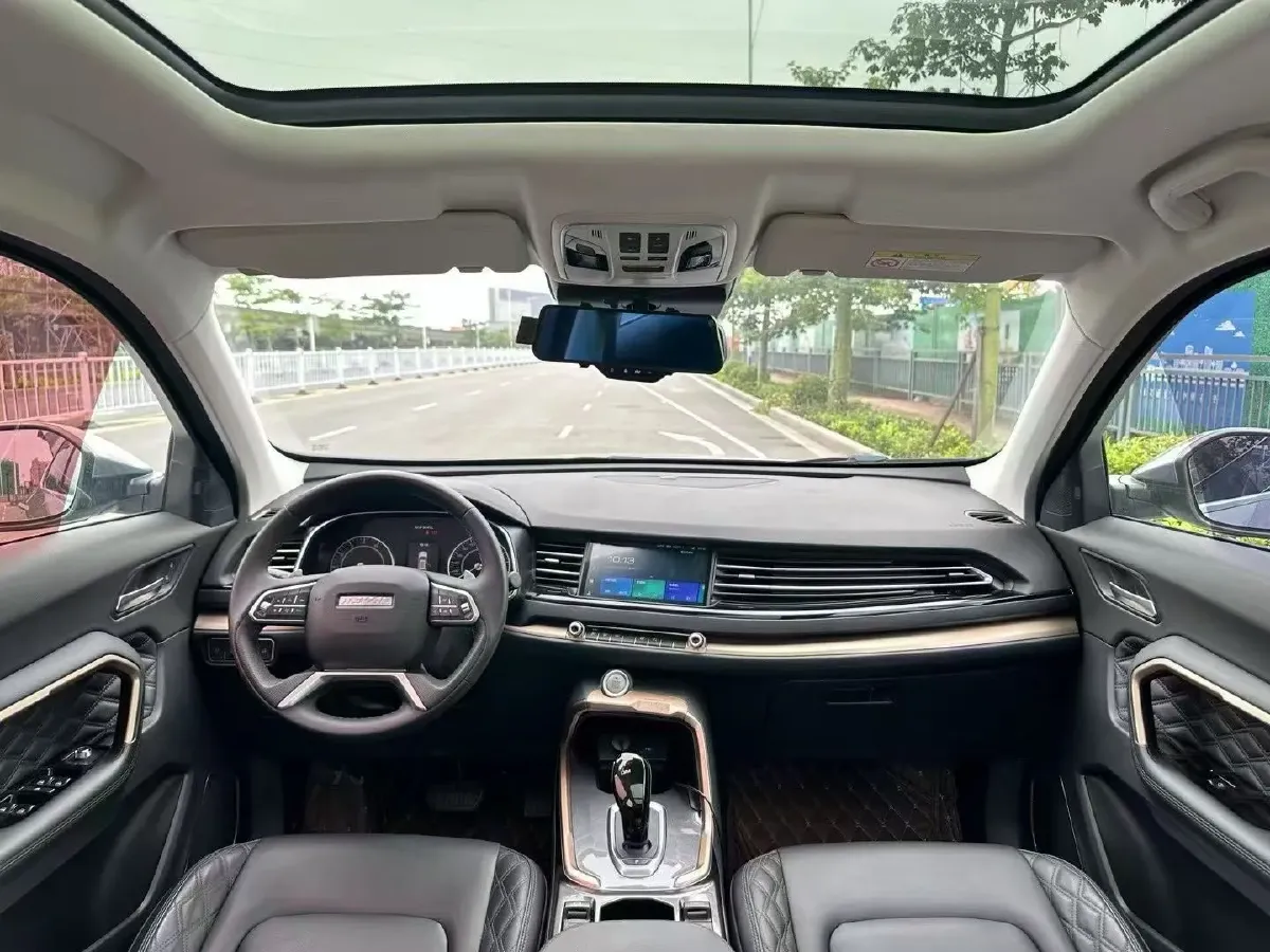 2020 Haval H6 1.5T 169HP L4 7DCT,autocango,china used car exporter,china ev exporter,chinese used car exporter,chinese used ev exporter