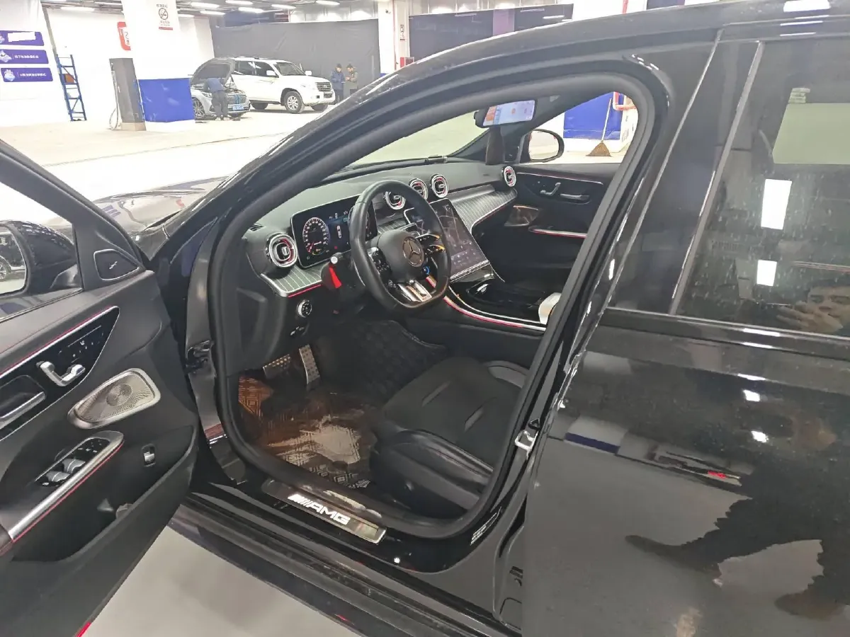 2024 Mercedes-Benz C AMG 2.0T 408HP L4 9AT,autocango,china used car exporter,china ev exporter,chinese used car exporter,chinese used ev exporter
