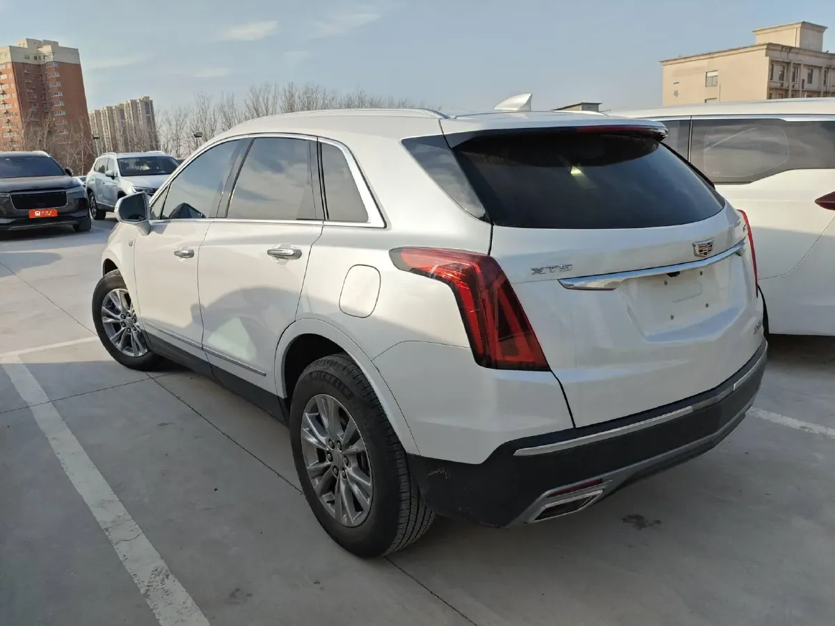 2022 Cadillac XT5 2.0T 237HP L4 9AT,autocango,china used car exporter,china ev exporter,chinese used car exporter,chinese used ev exporter