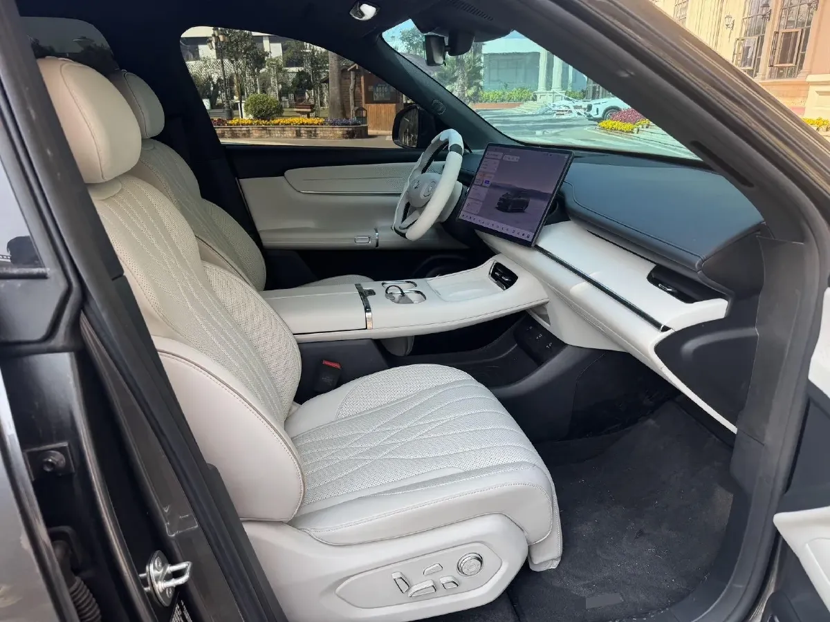 2025 ChangAn QiYuan Q07 1.5L 98HP L4 E-CVT PHEV,autocango,china used car exporter,china ev exporter,chinese used car exporter,chinese used ev exporter