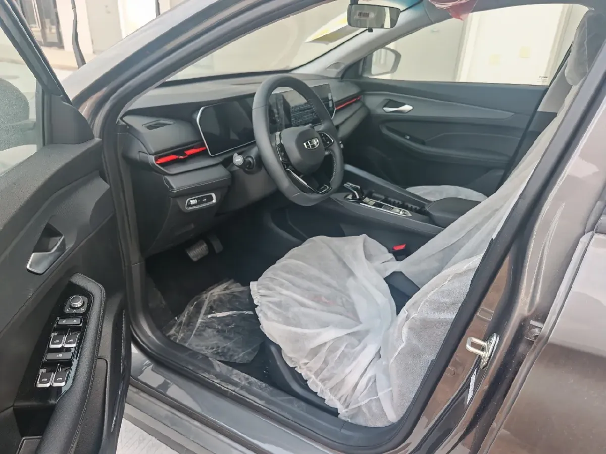 2024 Geely Binray 1.5T 181HP L4 7DCT,autocango,china used car exporter,china ev exporter,chinese used car exporter,chinese used ev exporter