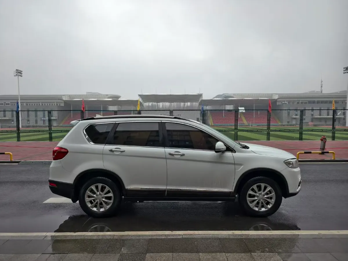 2019 Haval H6 1.5T 150HP L4 6MT,autocango,china used car exporter,china ev exporter,chinese used car exporter,chinese used ev exporter