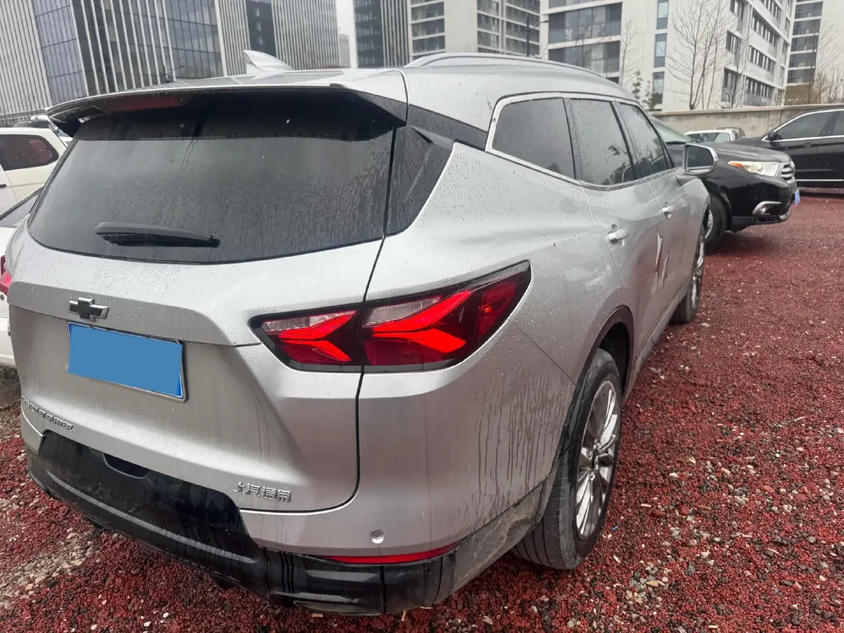 2021 BMW 3 Series 2.0T 156HP L4 8AT,autocango,china used car exporter,china ev exporter,chinese used car exporter,chinese used ev exporter