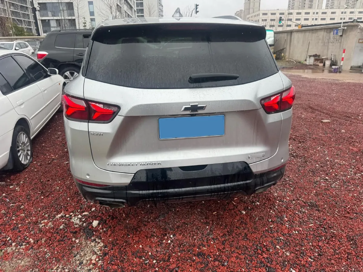 2021 BMW 3 Series 2.0T 156HP L4 8AT,autocango,china used car exporter,china ev exporter,chinese used car exporter,chinese used ev exporter