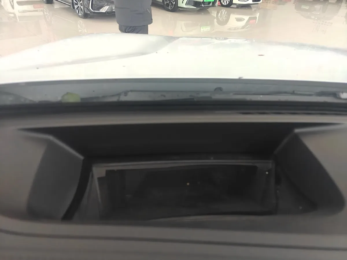 2025 Geely Galaxy L7 1.5L 112HP L4 1DHT PHEV 18.4KWH,autocango,china used car exporter,china ev exporter,chinese used car exporter,chinese used ev exporter