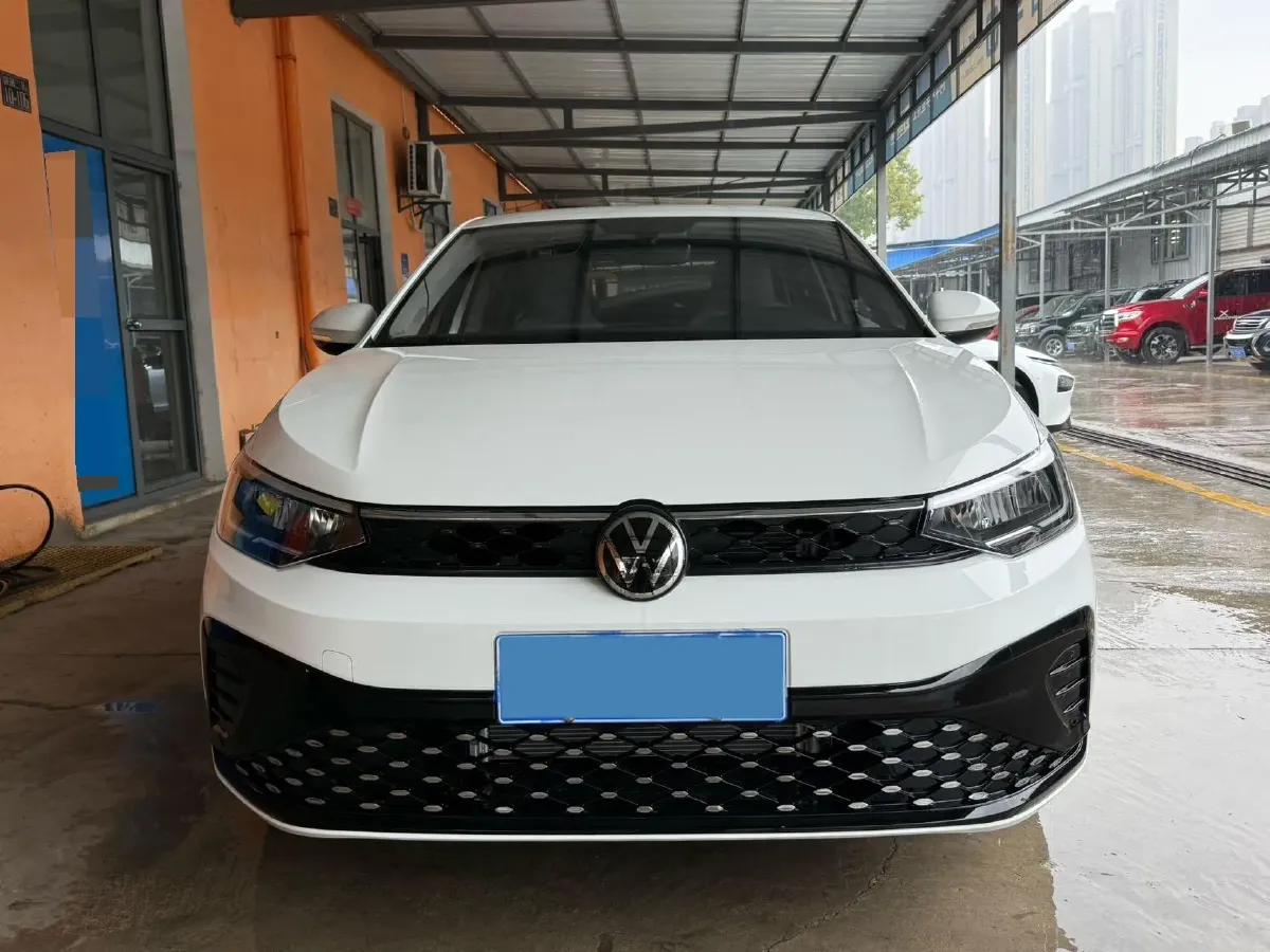 2025 Volkswagen Lavida 1.5L 110HP L4 6AT,autocango,china used car exporter,china ev exporter,chinese used car exporter,chinese used ev exporter
