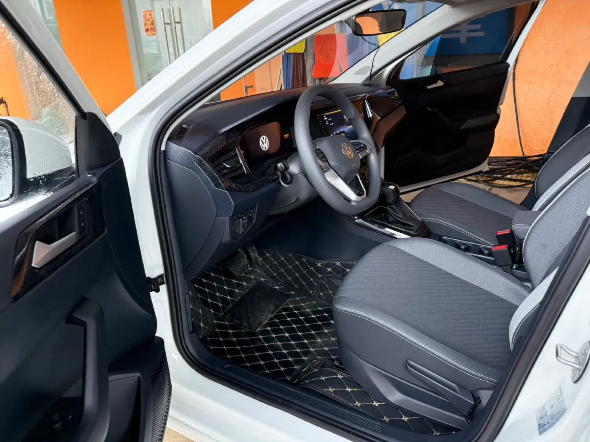 2025 Volkswagen Lavida 1.5L 110HP L4 6AT,autocango,china used car exporter,china ev exporter,chinese used car exporter,chinese used ev exporter