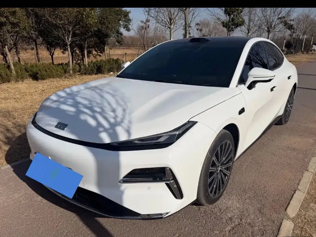2025 Geely Galaxy Starshine 8 1.5L 112HP L4 1DHT PHEV,autocango,china used car exporter,china ev exporter,chinese used car exporter,chinese used ev exporter