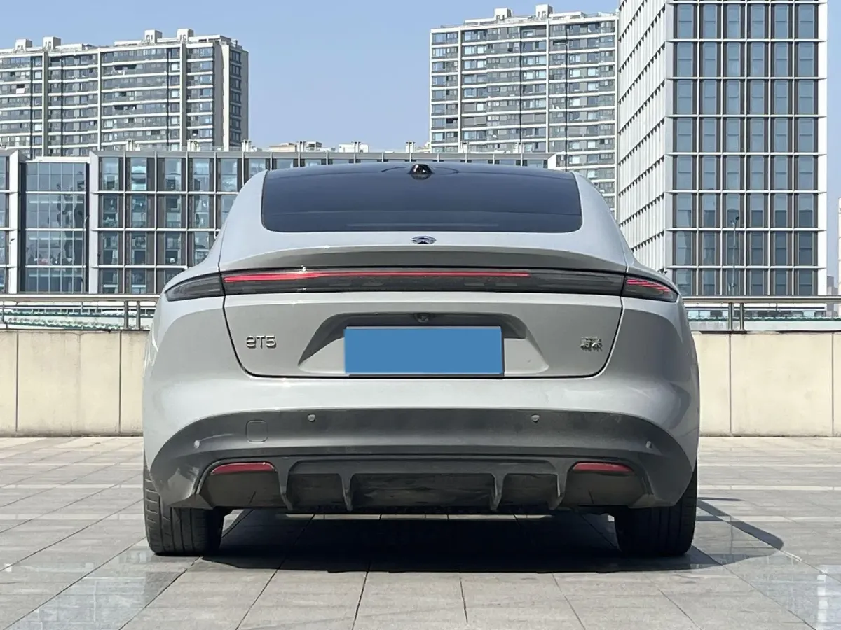 2024 NIO ET5 BEV 75KWH,autocango,china used car exporter,china ev exporter,chinese used car exporter,chinese used ev exporter