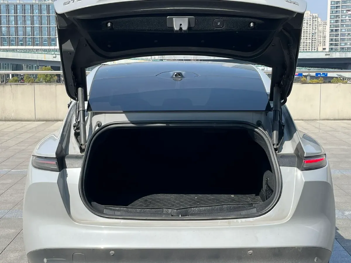 2024 NIO ET5 BEV 75KWH,autocango,china used car exporter,china ev exporter,chinese used car exporter,chinese used ev exporter