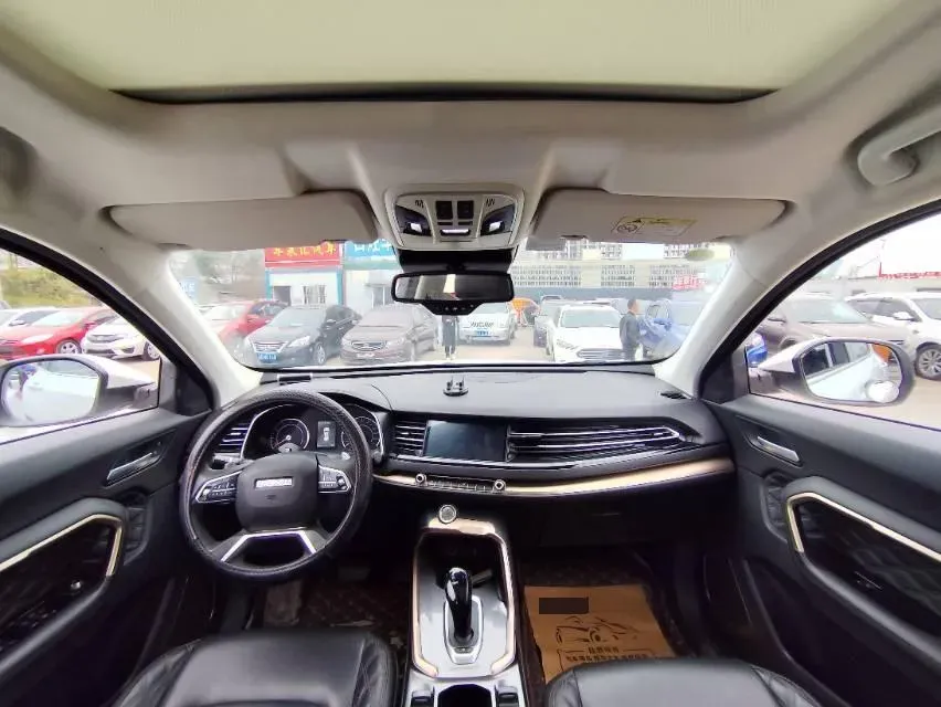 2021 Haval H6 1.5T 150HP L4 7DCT,autocango,china used car exporter,china ev exporter,chinese used car exporter,chinese used ev exporter