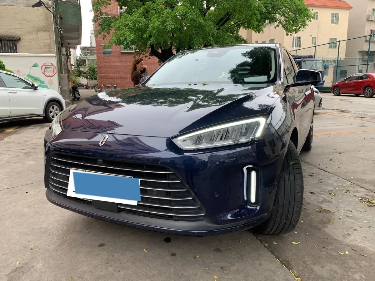 2022 AITO AITO M5 Range Extended 125HP REEV 40KWH,autocango,china used car exporter,china ev exporter,chinese used car exporter,chinese used ev exporter