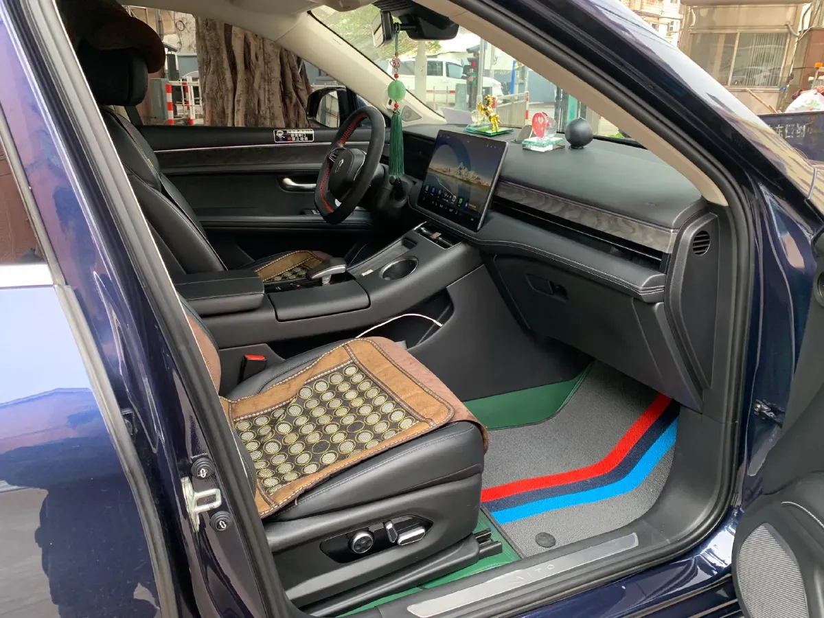 2022 AITO AITO M5 Range Extended 125HP REEV 40KWH,autocango,china used car exporter,china ev exporter,chinese used car exporter,chinese used ev exporter