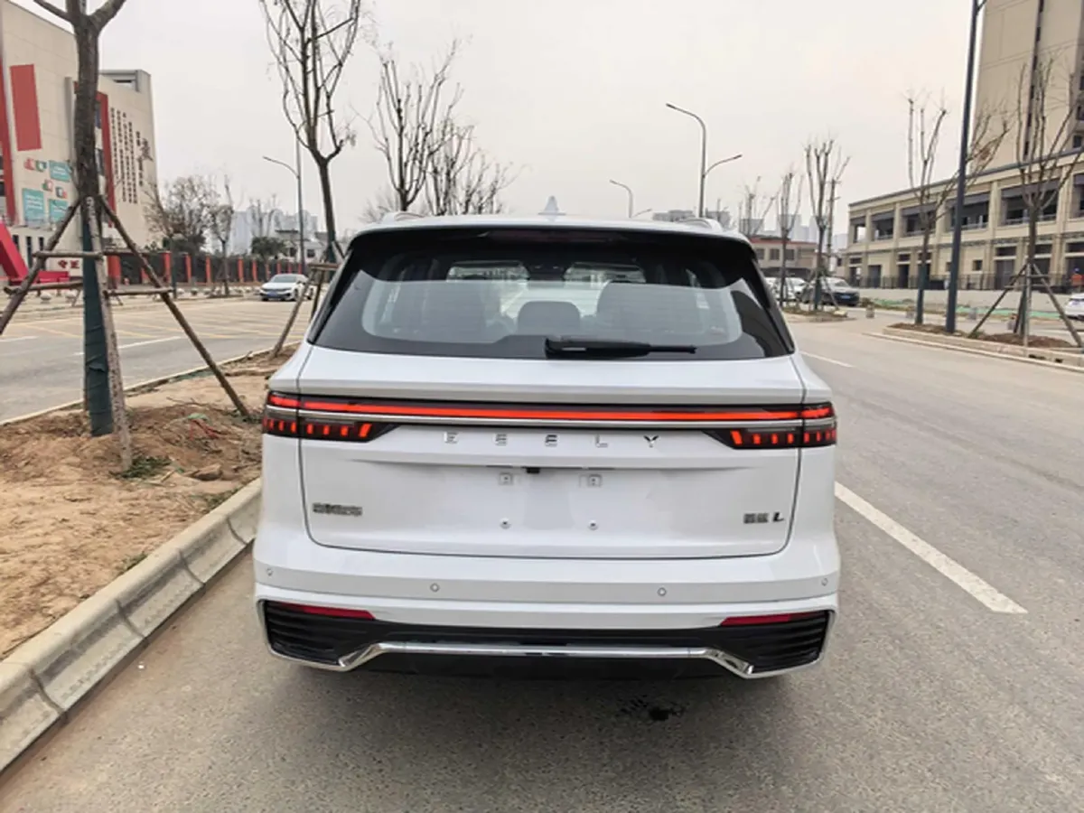 2024 Geely Monjaro 2.0T 218HP L4 7DCT,autocango,china used car exporter,china ev exporter,chinese used car exporter,chinese used ev exporter