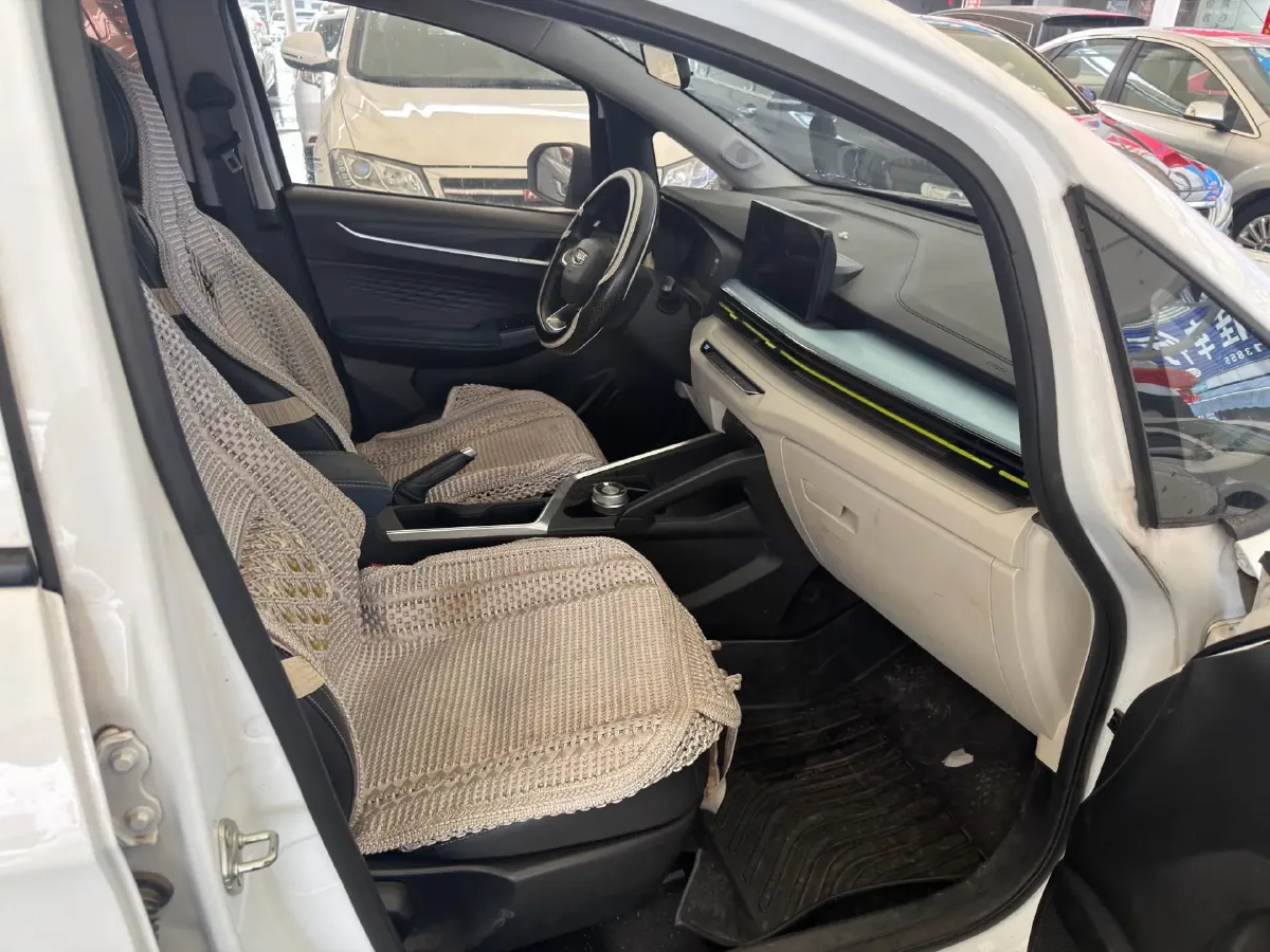 2021 WuLing Nano EV BEV 28KWH,autocango,china used car exporter,china ev exporter,chinese used car exporter,chinese used ev exporter