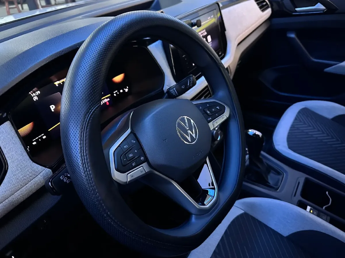 2025 Volkswagen Tharu 1.5L 110HP L4 6AT,autocango,china used car exporter,china ev exporter,chinese used car exporter,chinese used ev exporter