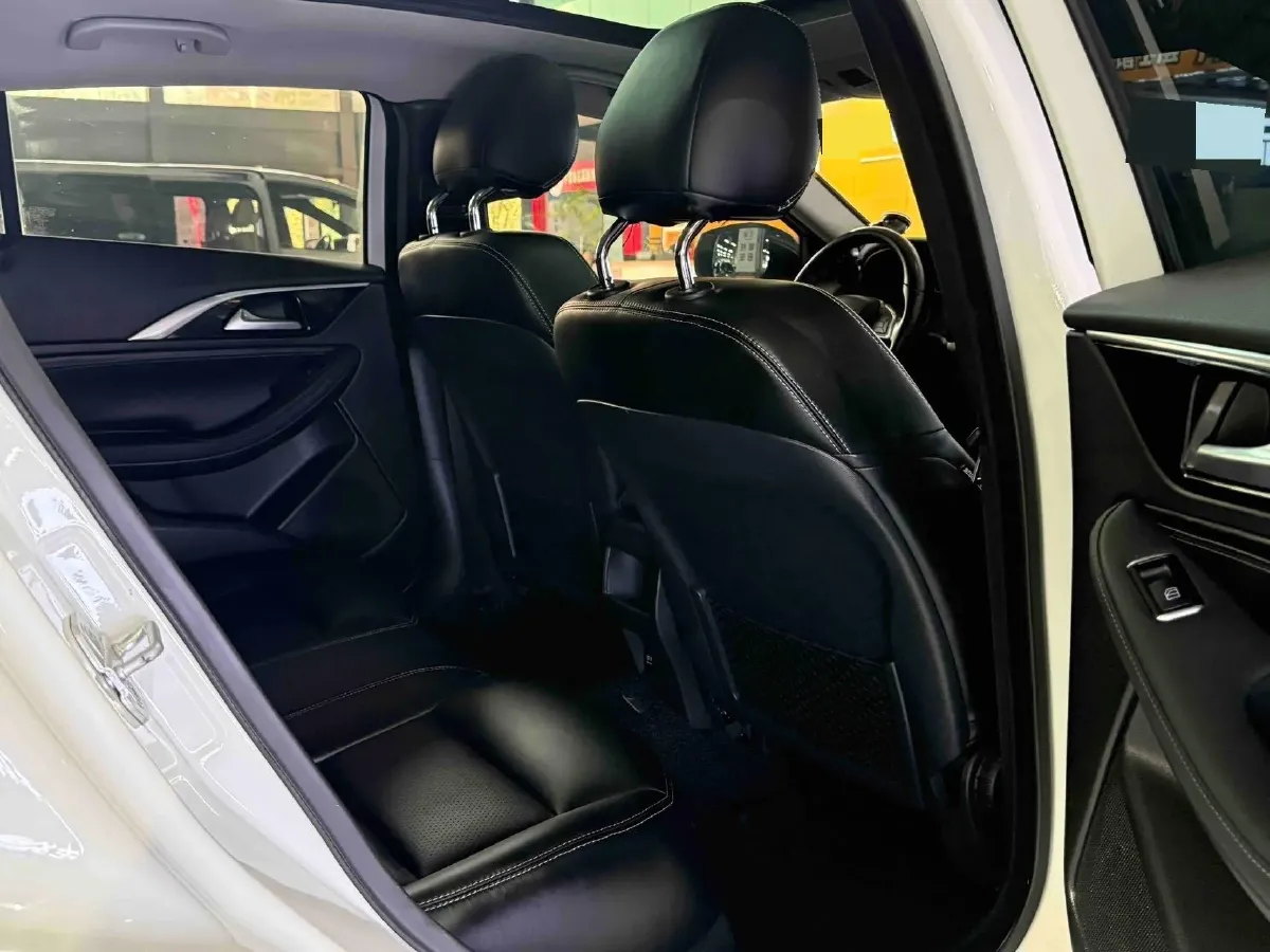 2017 Buick Velite 5 Range Extended 106HP E-CVT REEV 18KWH,autocango,china used car exporter,china ev exporter,chinese used car exporter,chinese used ev exporter