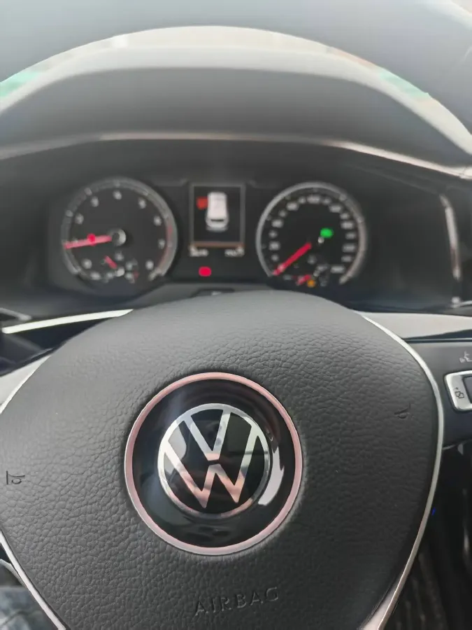 2022 Volkswagen Tayron 1.4T 150HP L4 7DCT,autocango,china used car exporter,china ev exporter,chinese used car exporter,chinese used ev exporter