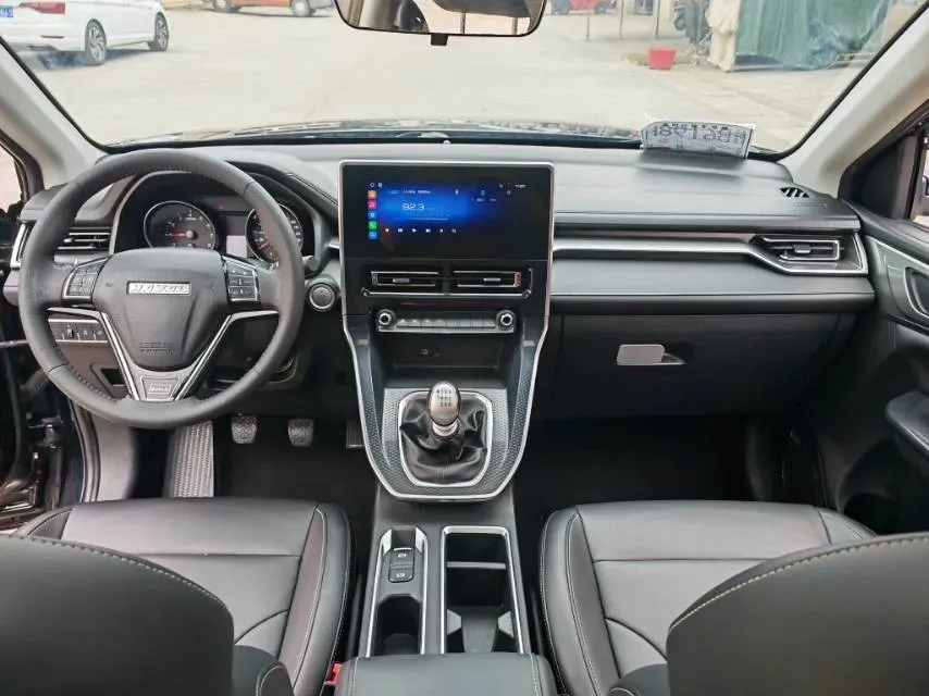 2021 Haval M6 1.5T 150HP L4 7DCT,autocango,china used car exporter,china ev exporter,chinese used car exporter,chinese used ev exporter