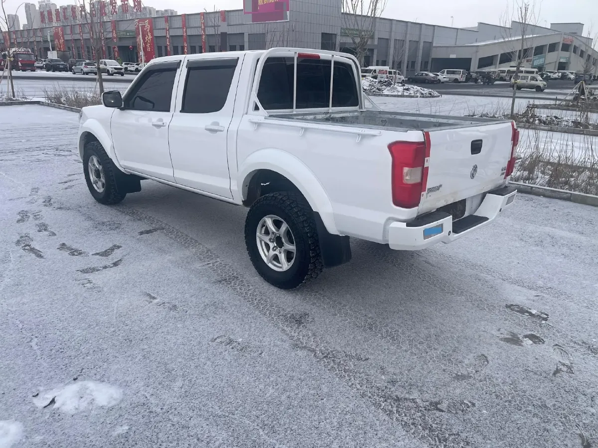 2023 Dongfeng RuiQi 2.4L 158HP L4 5MT,autocango,china used car exporter,china ev exporter,chinese used car exporter,chinese used ev exporter