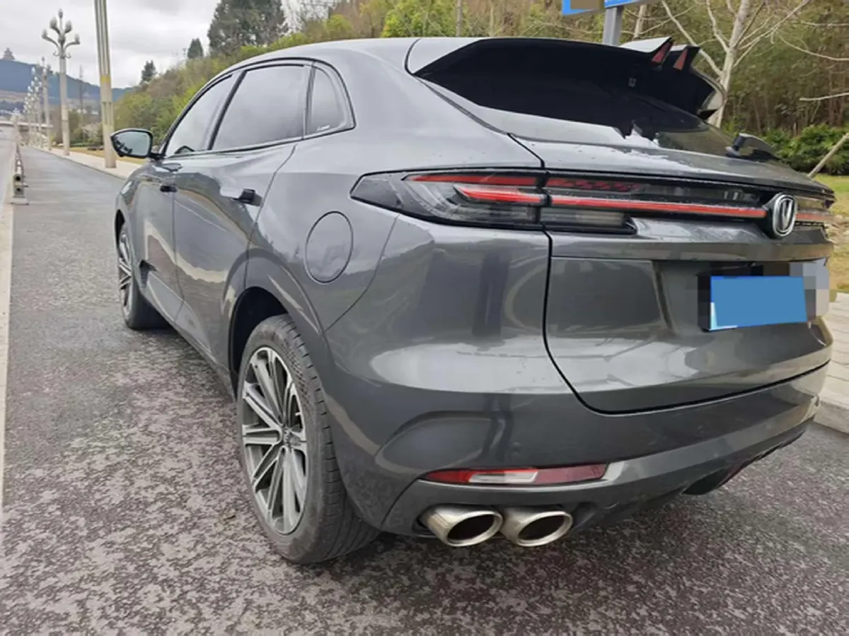 2021 ChangAn UNI-K 2.0T 233HP L4 8AT,autocango,china used car exporter,china ev exporter,chinese used car exporter,chinese used ev exporter